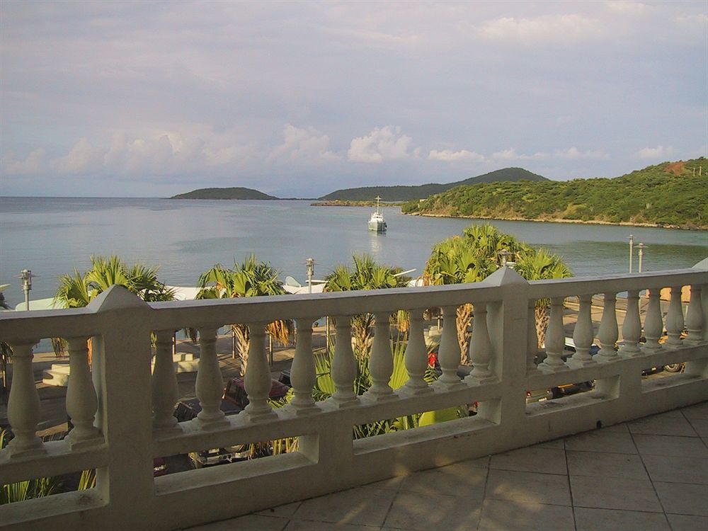 Hotel Kokomo Isla Culebra Exterior photo